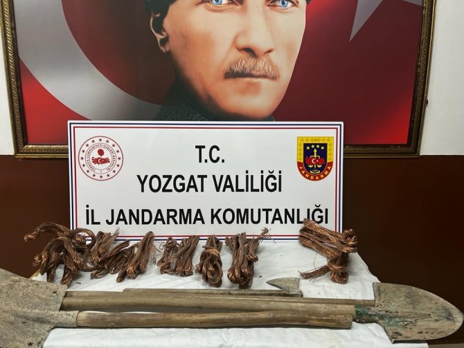 Yozgat’ta Kablo Hırsızlığı İddiasıyla 2 Şüpheli Tutuklandı