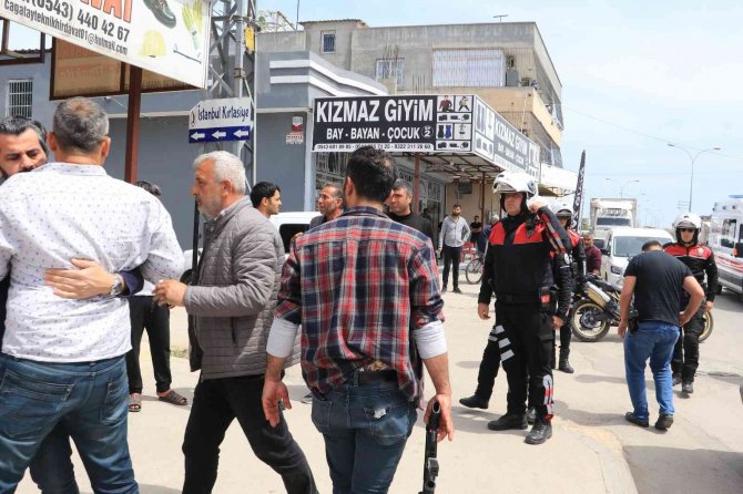 Adana’da Polisleri Vuran Şahıs Saklandığı Evden Böyle Alındı