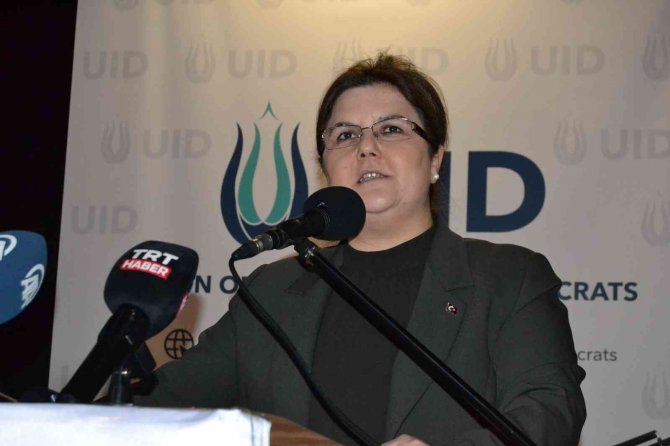 Bakan Yanık: "Almanya’da Çok Nitelikli Ve Güzel Bir Topluluk Var”