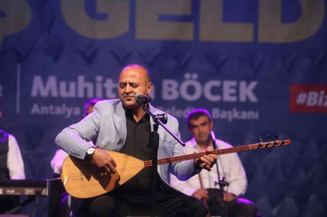 Kırşehirliler Gecesi’nde Türkü Rüzgarı