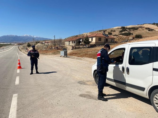 Huzur Uygulamasında Çeşitli Suçlardan Aranan 18 Kişi Yakalandı