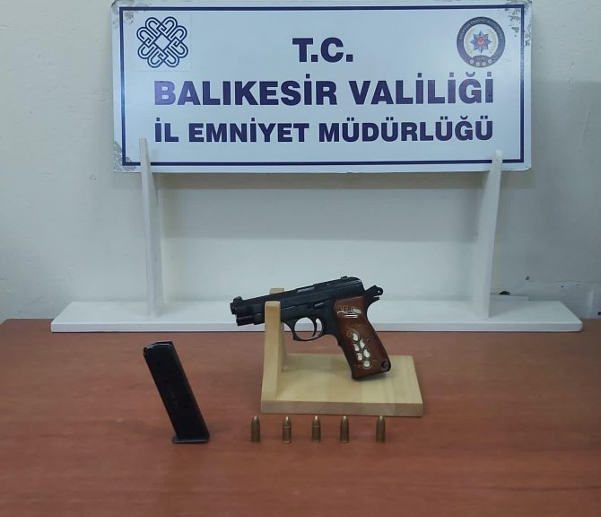 Balıkesir’de 62 Şahsa ’Huzur’ Operasyonu