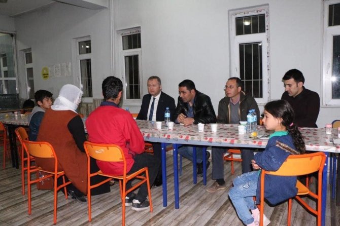 Kaymakam Yelek Vatandaşlarla İftarda Bir Araya Geldi