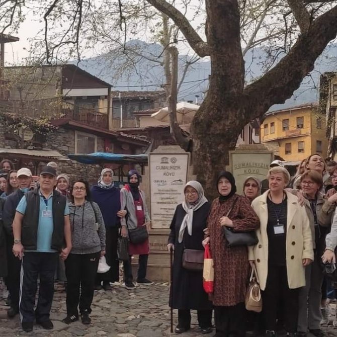 Bandırma Belediyesi Kültür Turunda Bursa’da Tarihi Yerler Gezildi