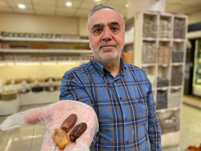 Diyarbakır’da Hurma Ramazan’ın Vazgeçilmezi Oldu