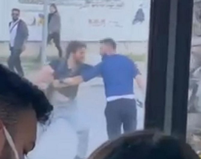 İ̇zmir’de Kavgayı Ayıran Vatandaşı Bıçaklayan Taksi Şoförü Tutuklandı