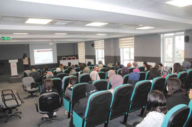 Şöni̇m, Aile İçi Şiddetle Mücadeleyi Anlattı