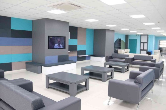 Akademi Lisesinde Son Rötuşlar Yapılıyor