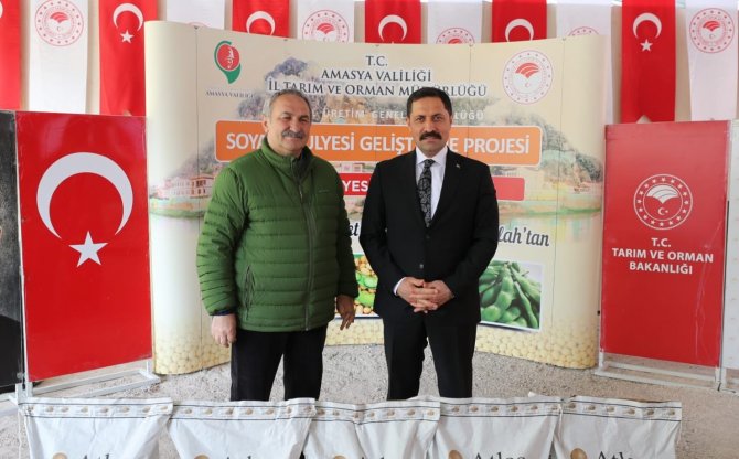 Amasya Valiliği’nden Soya Üretimine Destek: Çiftçilere 17 Bin Kilo Soya Tohumu Dağıtıldı
