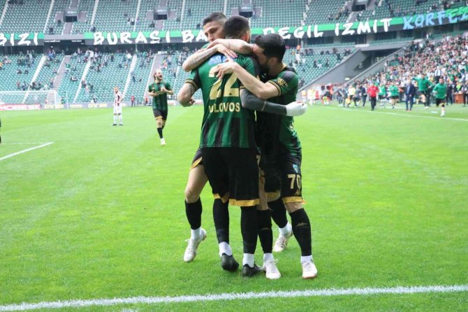 Spor Toto 1. Lig: Kocaelispor: 2 - Bandırmaspor: 1