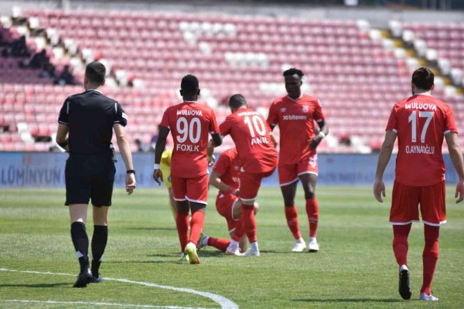 Spor Toto 1. Lig: Balıkesirspor: 1 - Menemenspor: 1