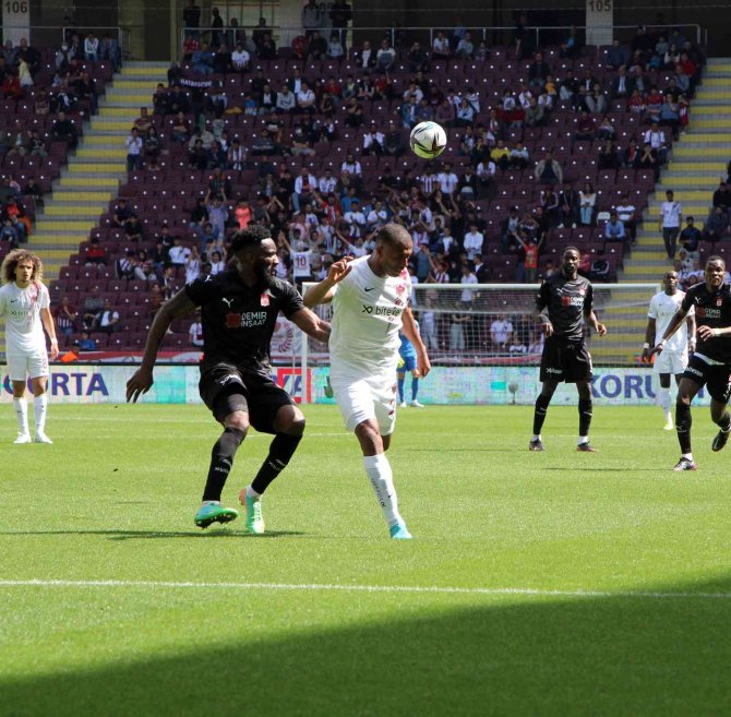 Spor Toto Süper Lig: A.hatayspor: 1 - Dg Sivasspor: 1 (Maç Sonucu)