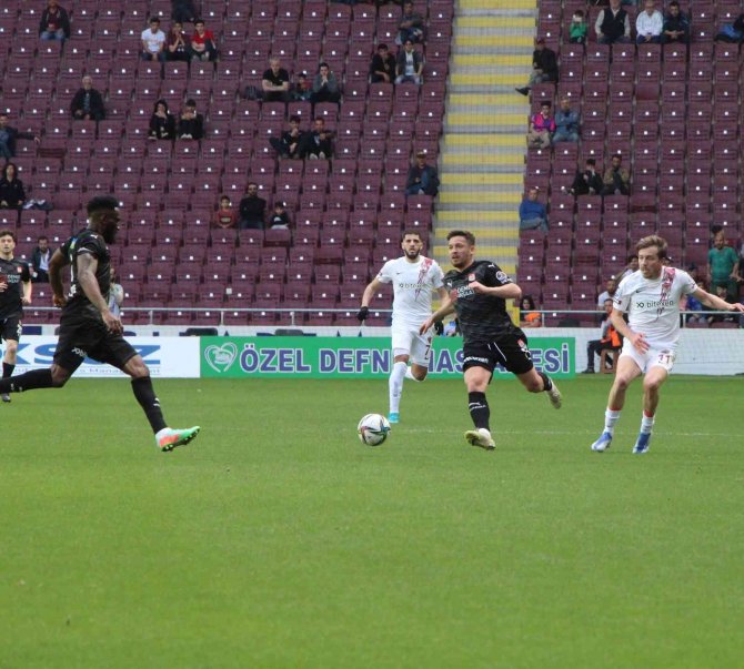 Spor Toto Süper Lig: A.hatayspor: 1 - Dg Sivasspor: 1 (Maç Sonucu)