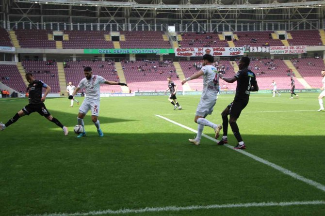 Spor Toto Süper Lig: A. Hatayspor: 0 - Sivasspor: 1 (İ̇lk Yarı)