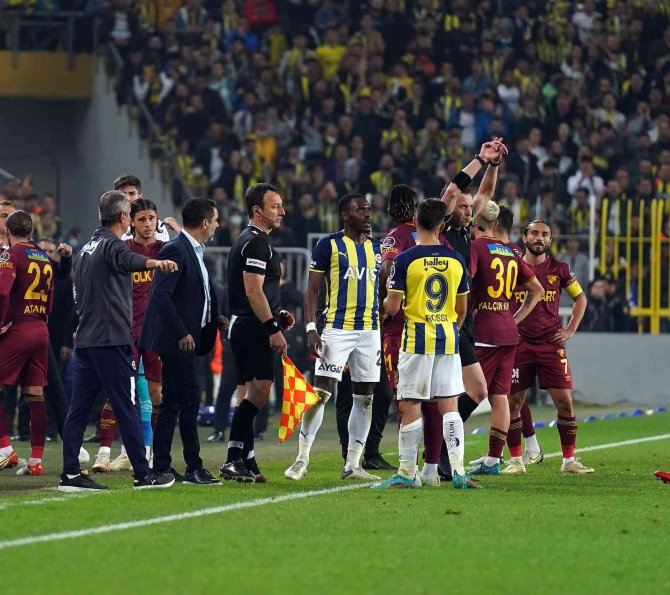 Spor Toto Süper Lig: Fenerbahçe: 2 - Göztepe: 0 (Maç Sonucu)