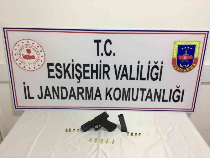 İ̇nşaatta Atış Talimi Yapan Şahsı Jandarma Ekipleri Yakaladı