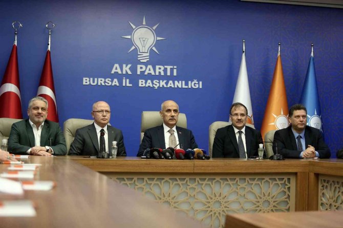 Bakan Kirişçi, Bursa Ziyaretlerini Sürdürüyor