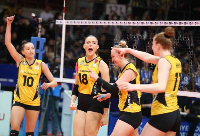 Kupa Voley’de Şampiyon Vakıfbank