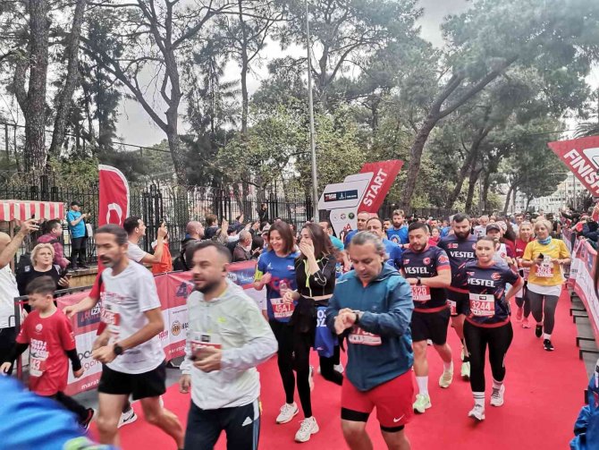 3. Uluslararası Maraton İ̇zmir’de Büyük Heyecan Başladı
