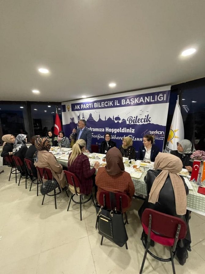 Ak Parti İ̇l Başkanlığı’ndan Kadın Kolları İçin İftar Programı