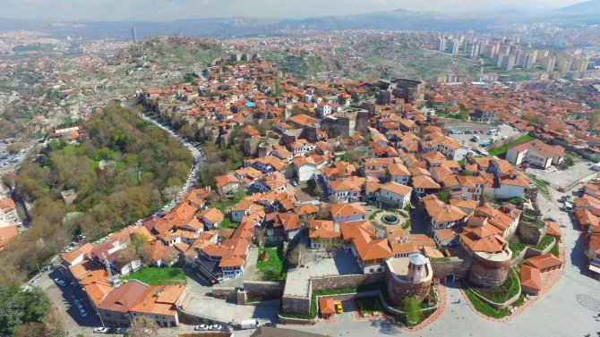 Ankara Kalesi İçerisinde Yürütülen Restorasyon Tüm Hızıyla Devam Ediyor