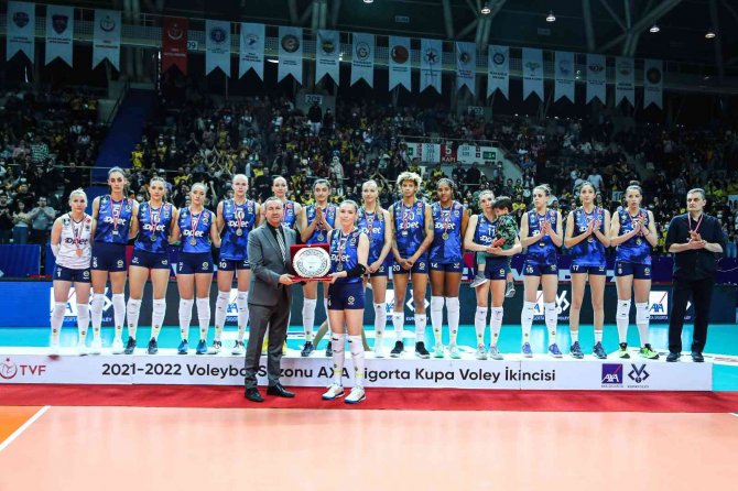 Axa Sigorta Kadınlar Kupa Voley’in Şampiyonu Vakıfbank