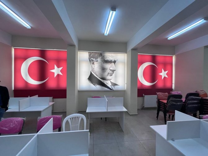 Diyarbakırlı Yazar Başlattığı Proje İle Eğitime Destek Oluyor