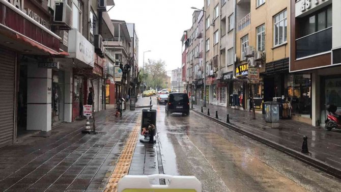 Meteorolojinin Sarı Kod İle Uyardığı Trakya’da Beklenen Sağanak Başladı
