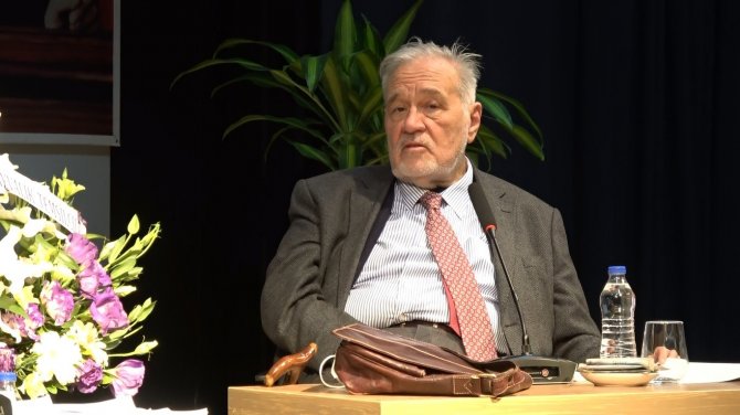 Prof. Dr. İ̇lber Ortaylı’nın “Köy Enstitülerinin Tarihsel Süreci” Söyleşisine Yoğun İlgi