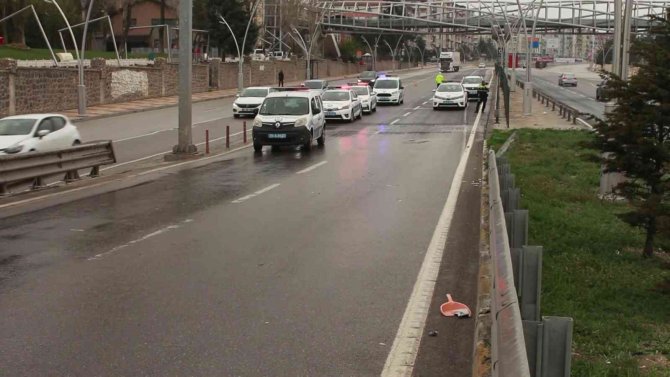 Kamyonetin Çarptığı Yaşlı Adam Hayatını Kaybetti