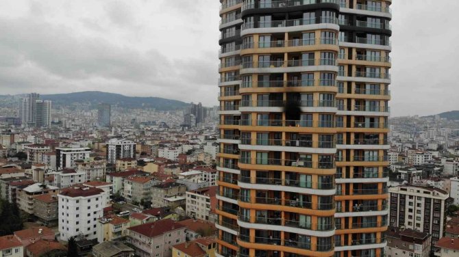 Kartal’da 34 Katlı Binada Yangın