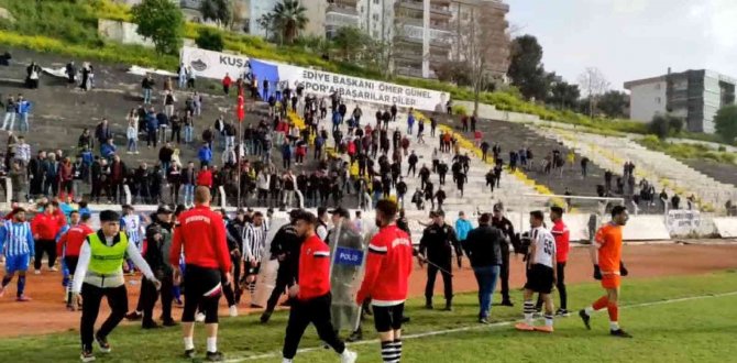 Play-off Maçında Yumruklar Havada Uçuştu