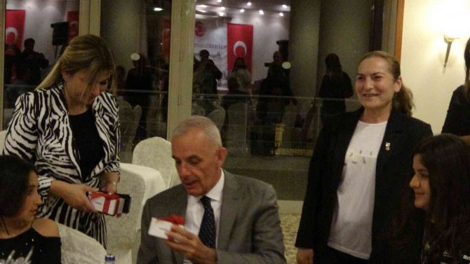 Marmaris Kaymakamı İftar Programında Çocukları Sevindirdi
