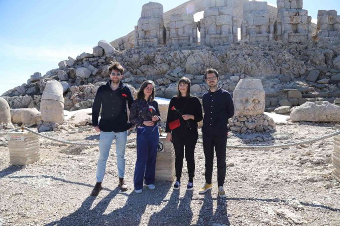 Nemrut Dağı’nda Turizm Sezonu Açıldı