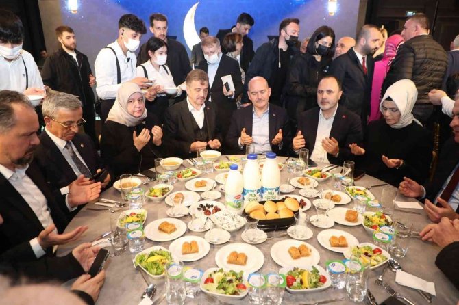 Bakan Soylu: “Ak Parti İktidara Gelirken Ana Muhalefetin Yaptığı Gibi Büyükelçilerin Kapısında Dolaşmadı”