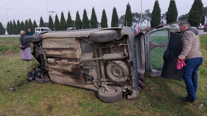Samsun’da Hafif Ticari Araç Takla Attı: 1 Yaralı