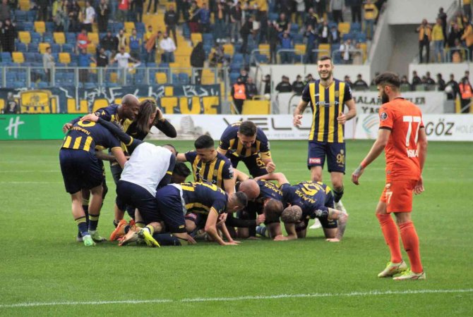 Spor Toto 1. Lig: Mke Ankaragücü: 2 - Adanaspor: 0