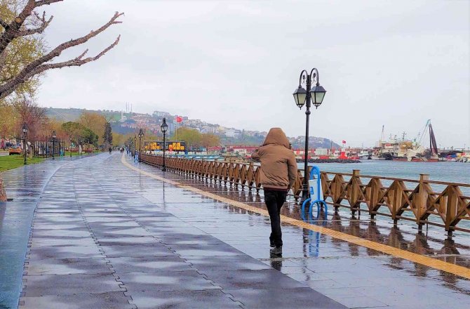 Tekirdağ’da Sağanak Yağış