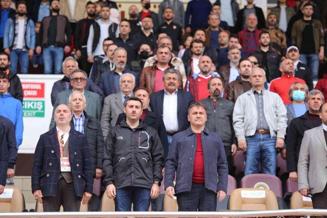 Tff 3. Lig: Gümüşhane Sportif Faaliyetler: 2 - Yeşilyurt D.ç Ofspor: 3