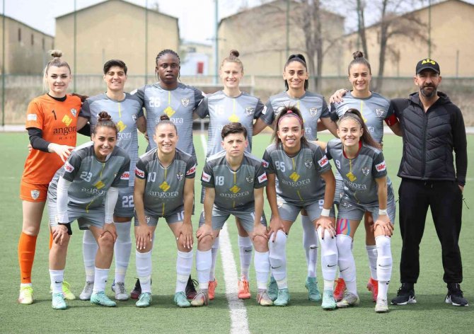 Turkcell Kadın Futbol Süper Ligi: Sivasspor: 1 - Alg Spor: 6