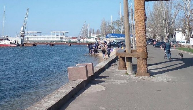 Mikolayiv’de Halk Su İhtiyacını Nehirlerden Ve Akarsulardan Karşılıyor