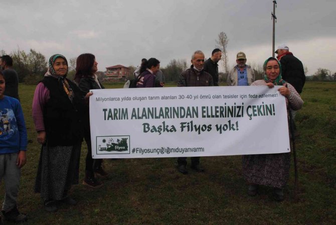 Çevreciler Hurda Eritme Fabrikasına Karşı Toplandı
