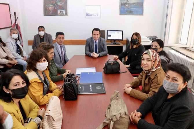 Ara Tatil Sona Erdi, Öğrenciler Ders Başı Yaptı