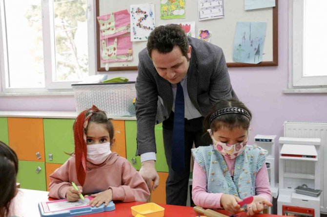 Ara Tatil Sona Erdi, Öğrenciler Ders Başı Yaptı