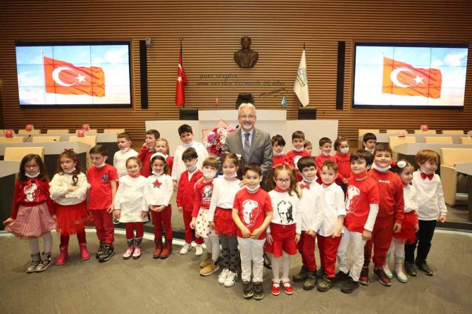 Mecliste Bayram Coşkusu