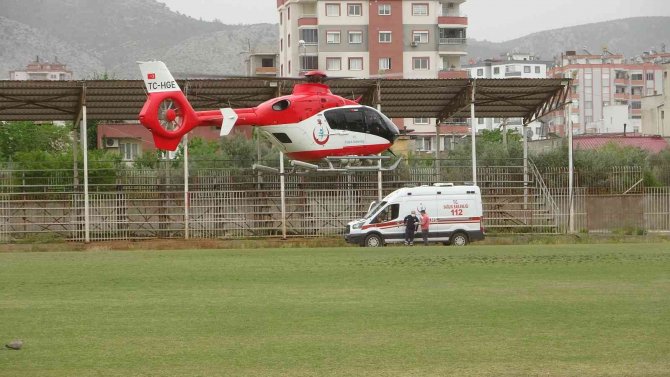112 Hava Ambulansı Menenjit Hastası İçin Havalandı