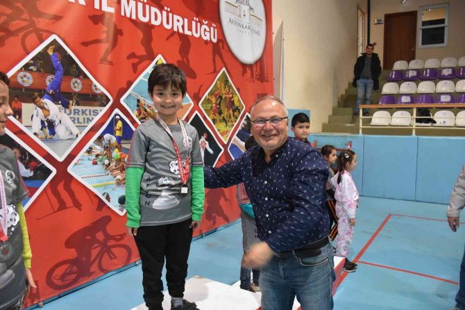 23 Nisan Ulusal Egemenlik Ve Çocuk Bayramı Satranç Turnuvası Sona Erdi