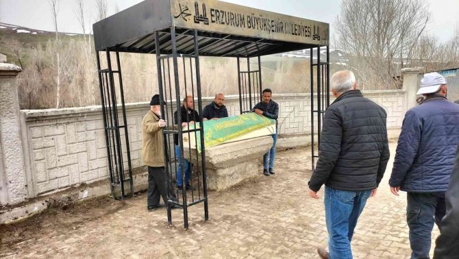 Genç Doktor Son Yolculuğuna Uğurlandı