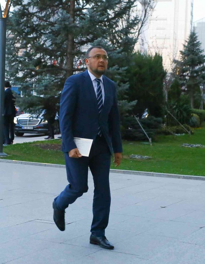 Ukrayna Ve Rusya Büyükelçileri Ak Parti’nin İftarına Katıldı