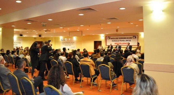 Smmmo’ Da ‘Mesleki Sorumluluk’ Konuşuldu